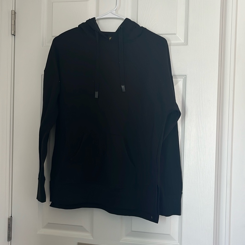 Black Workout Sweatshirt